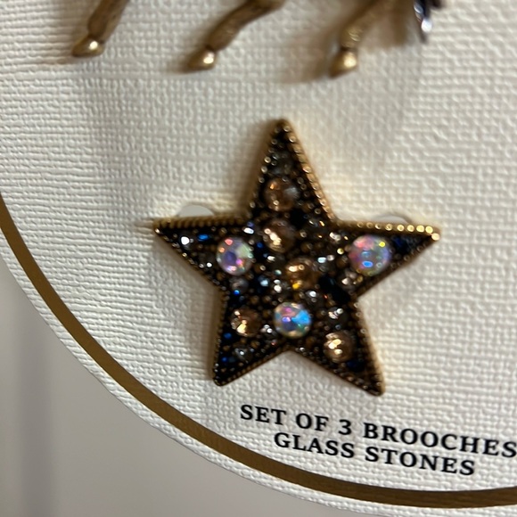 Piper K | Equestrian/Boho Motif Brooch Set - Picture 8 of 12